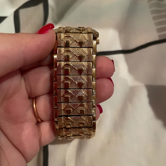 Elgin Gold & Diamonds Women’s Watch main image 4
